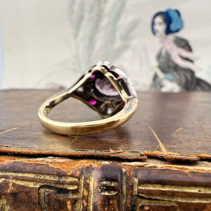 Anello rétro con ametista, diamanti e rubini – Italia, metà Novecento