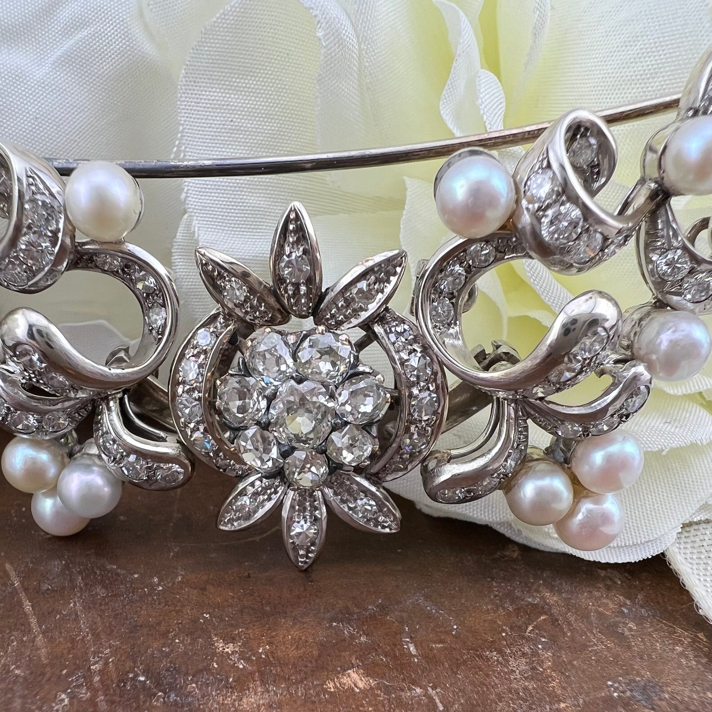 Pendente, diadema, spilla in oro 18 k diamanti old mine, perle - gioiello trasformabile anni ‘30