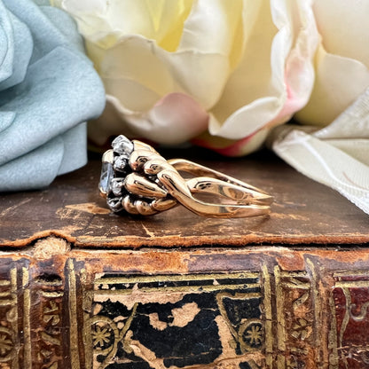 Anello vintage anni ’40 in oro giallo 18k con topazio e diamanti rosetta g. 9.09