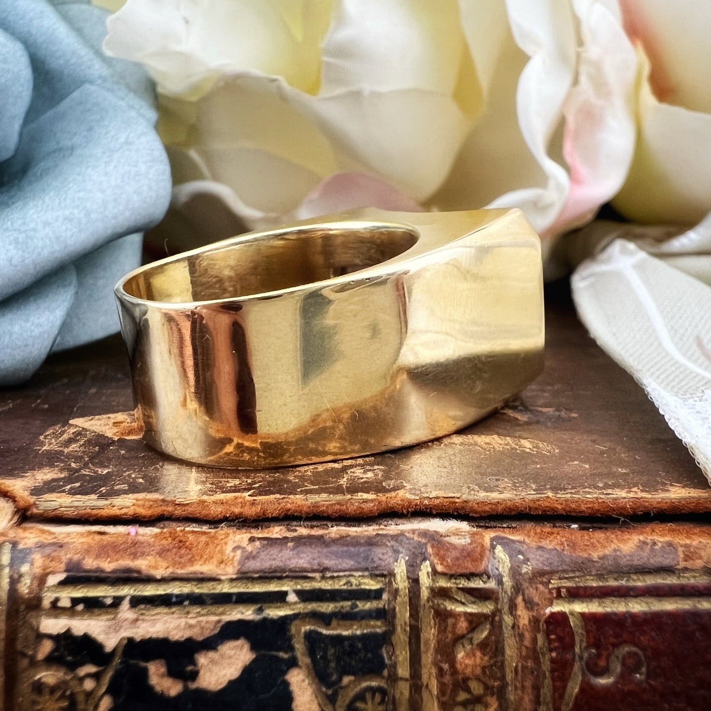 Anello Cocktail anni ’70 in oro 14k con grande citrino taglio smeraldo