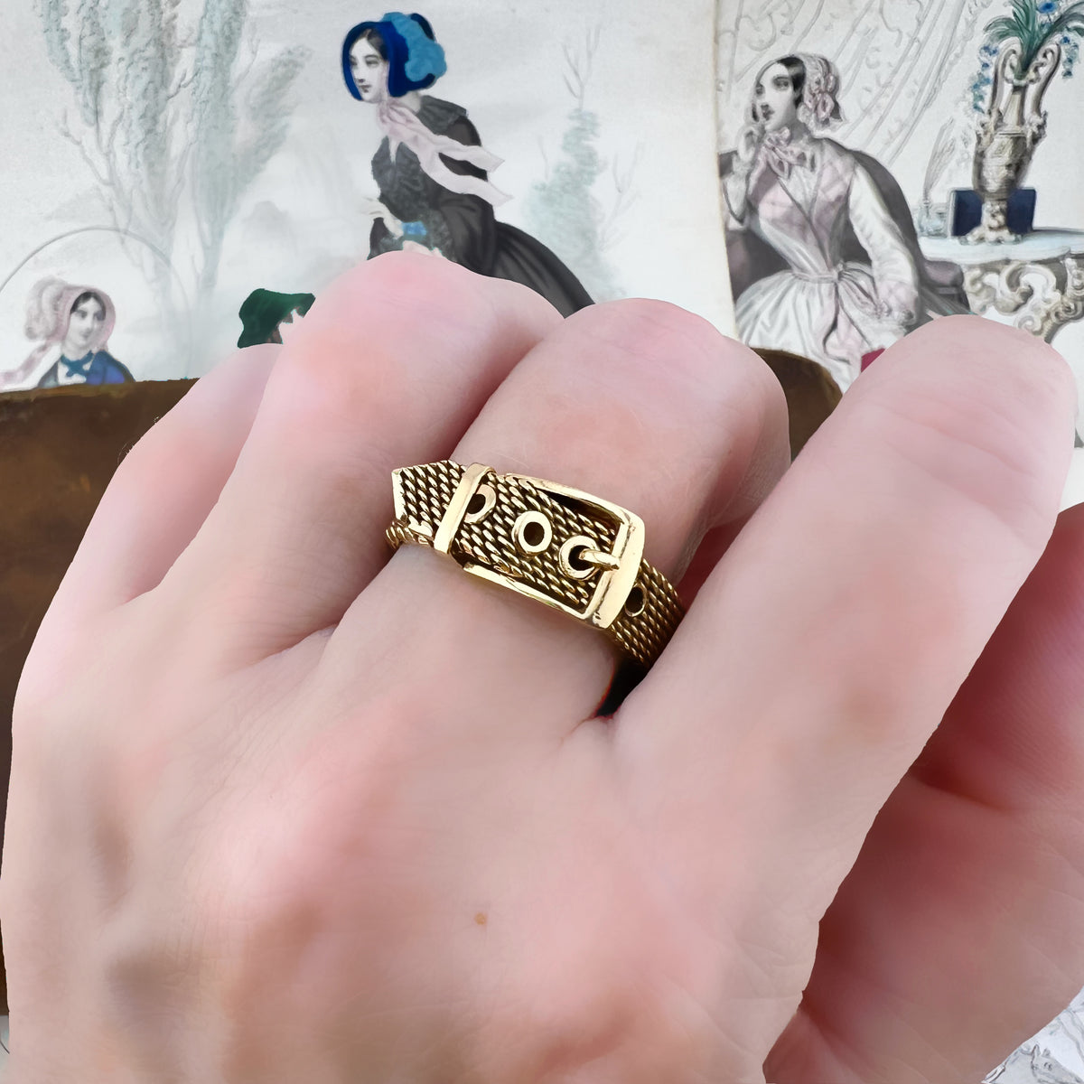 Anello a cintura regolabile in oro 18 kt – Treviso, 1944-1968