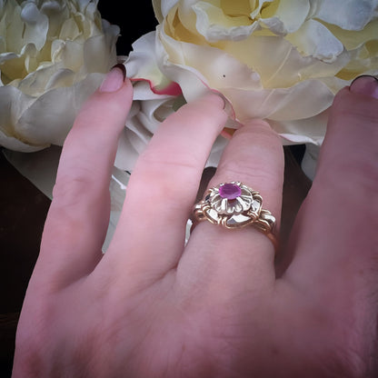 Anello in oro bianco e giallo anni ‘40 con rubino