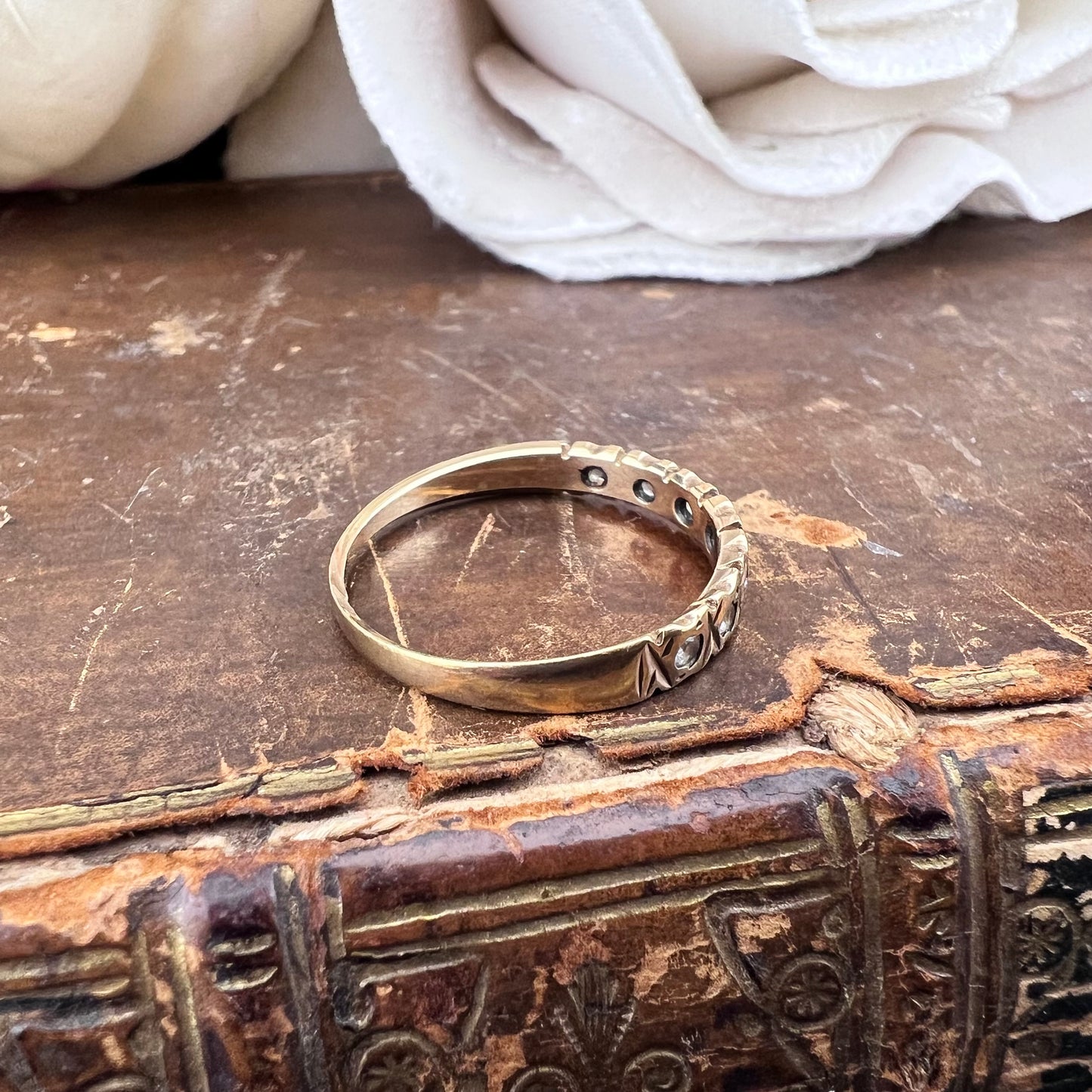 Anello in oro half eternity Birmingham 1976