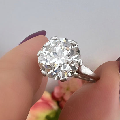 Anello solitario in oro 18k con diamante da 3.90 ct.