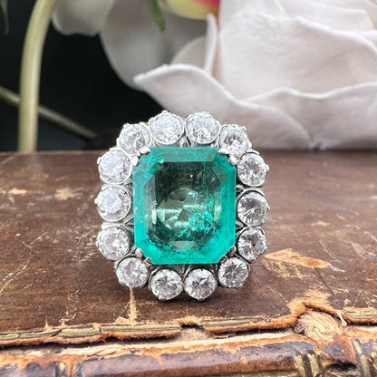 Anello vintage con smeraldo colombiano 4 ct e diamanti – Epoca 1950 ca.