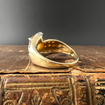 Anello inglese vintage in oro 9 ct. con citrino arancio, opali di fuoco e diamanti