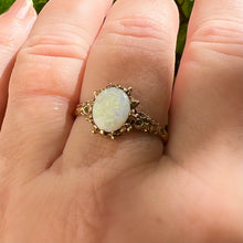 Carica l&#39;immagine nel visualizzatore di Gallery, Anello con opale
