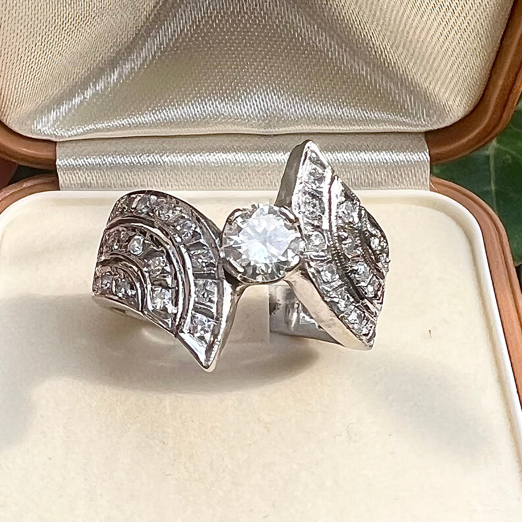 Anello contrariè anni ‘50 con diamante 0.60