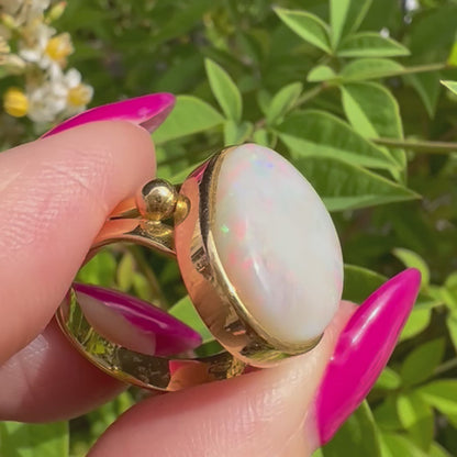 Anello vintage con Opale Australiano da 6 ct in Oro Giallo 18 Carati