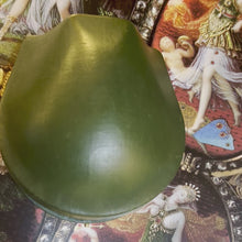 Carica e avvia il video nel visualizzatore di galleria, Spettacolari orecchini pendenti in oro, perle e rubini
