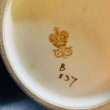 Carica l&#39;immagine nel visualizzatore di Gallery, Coppia di versatoi in ceramica policroma e Sheffield plate. Realizzate da James Deakin verso la fine dell’800 in Inghilterra.
