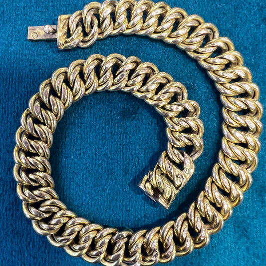 Bracciale in oro 14 carati con particolare maglia morbida a doppia maglia