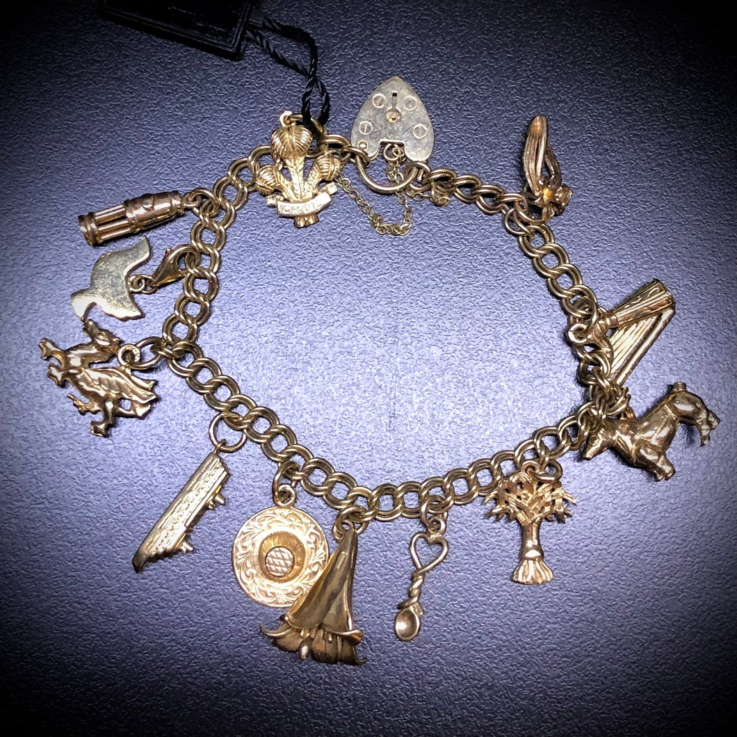 Autentico vintage charms bracelet inglese in oro