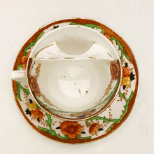 Carica l&#39;immagine nel visualizzatore di Gallery, Antica tazza para baffi (moustache cup) Royal Albert
