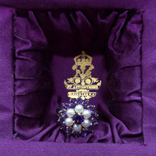 Carica l&#39;immagine nel visualizzatore di Gallery, Delizioso anello vintage in oro a fiore con ametiste e perle

