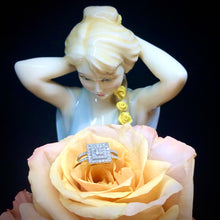 Carica l&#39;immagine nel visualizzatore di Gallery, Anello recente in oro e pavé brillanti
