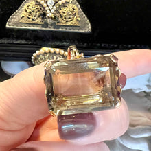 Carica l&#39;immagine nel visualizzatore di Gallery, Anello con quarzo sherry gigante
