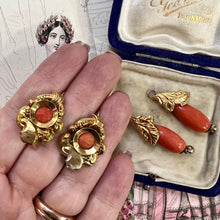 Carica l&#39;immagine nel visualizzatore di Gallery, Orecchini borbonici in oro e corallo a due corpi separabili
