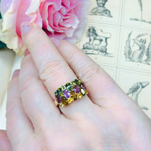 Carica l&#39;immagine nel visualizzatore di Gallery, Anello vintage a fascia larga con inconsueto abbinamento di tormaline gialle verdi e rosa

