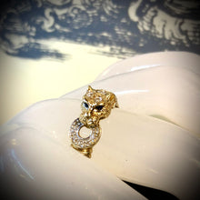 Carica l&#39;immagine nel visualizzatore di Gallery, Anello vintage con leopardo in oro e diamanti
