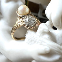 Carica l&#39;immagine nel visualizzatore di Gallery, Anello in oro, perla, diamante
