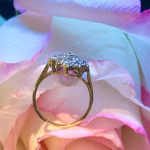 Carica l&#39;immagine nel visualizzatore di Gallery, Anello vintage con losanga di brillanti
