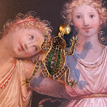 Carica l&#39;immagine nel visualizzatore di Gallery, Pendente vintage rana con smeraldi, diamanti e rubini
