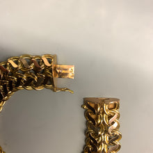 Carica l&#39;immagine nel visualizzatore di Gallery, Coppia  (due) di bracciali di fine ‘800 utilizzabili come collier
